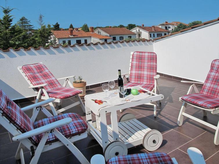 House Divna Villa Valbandon Exterior photo